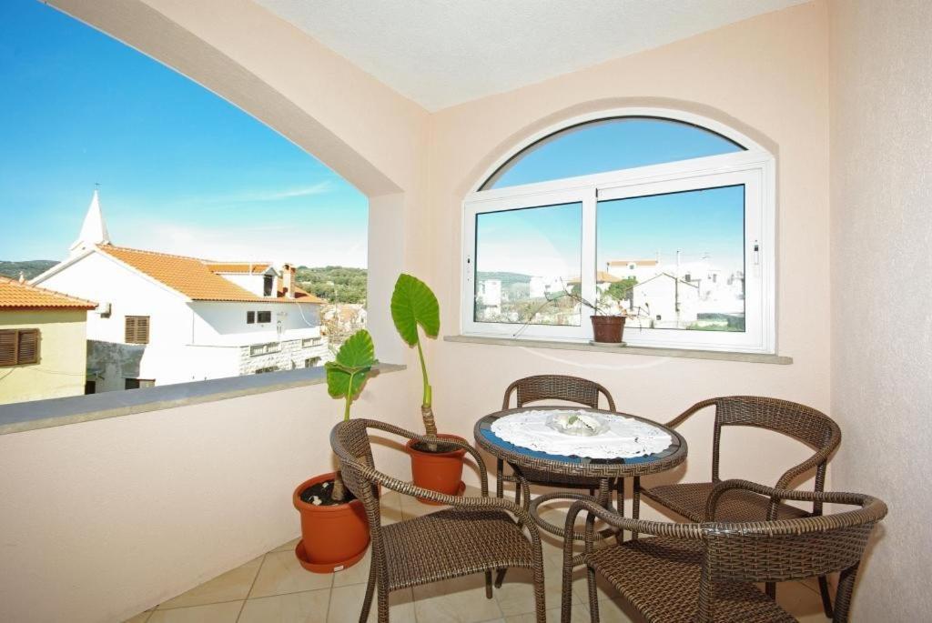 Apartments Villa Rose Sumartin Exterior foto