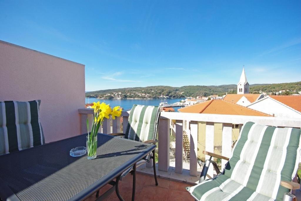 Apartments Villa Rose Sumartin Exterior foto